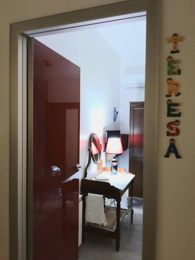 Casavacanze Tuttapposto Palermo Bagian luar foto