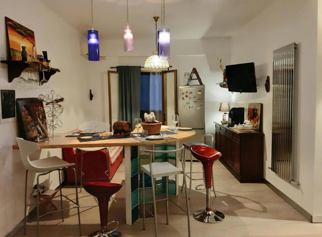 Casavacanze Tuttapposto Palermo Bagian luar foto